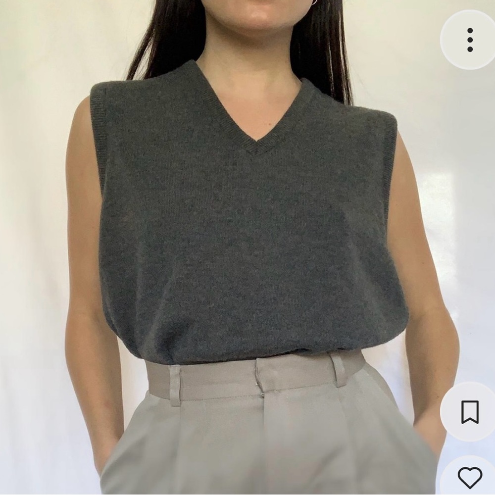 Vintage gray sweater vest